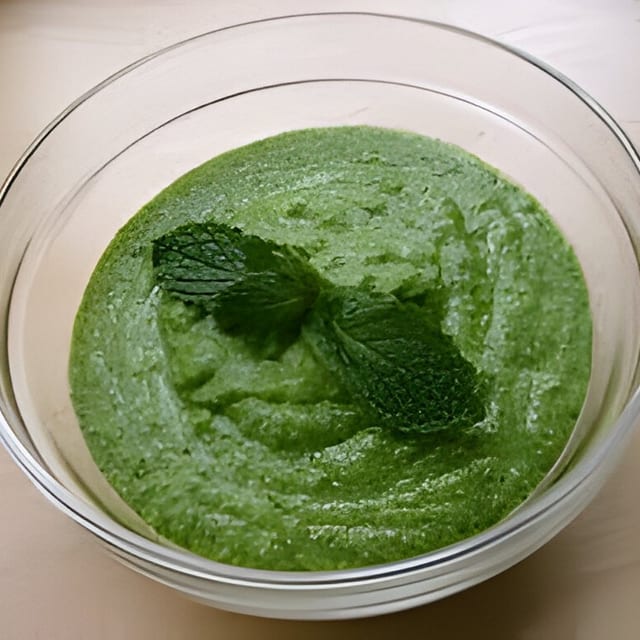 Mint chutney.